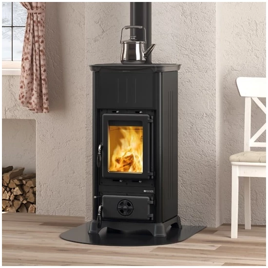 La Nordica EMILIANA STEEL fatüzelésű kályha (6,5 kW)