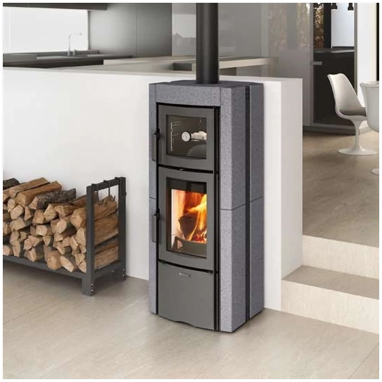 La Nordica ESTER FORNO EVO fatüzelésű kályha (8,2 kW)