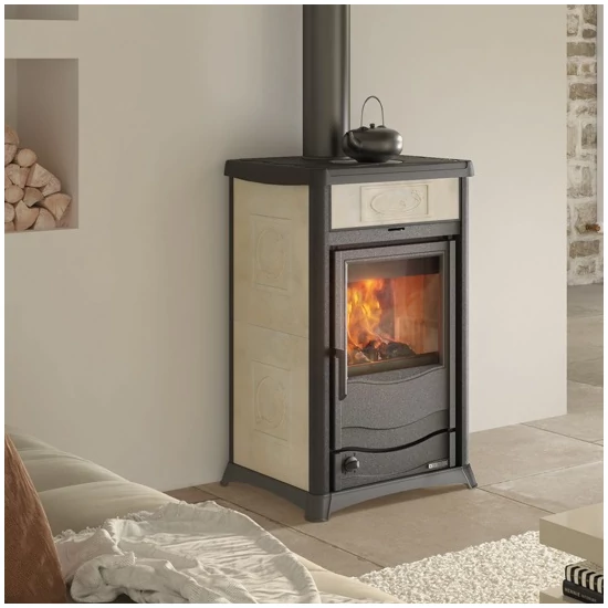 La Nordica TERMOROSSELLA PLUS EVO DSA 4.0 - PETRA fatüzelésű kályha (11,1 kW)