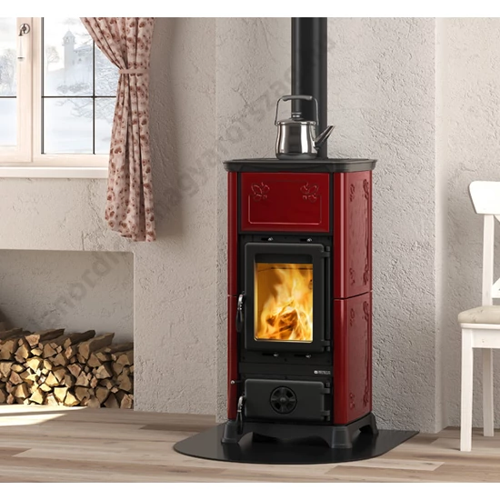 La Nordica EMILIANA fatüzelésű kályha (6,5 kW)